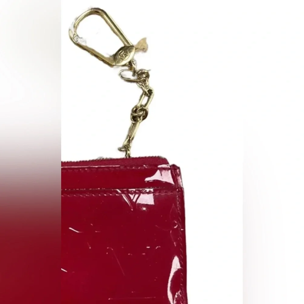 {SOLD}Louis Vuitton Pochette Clés Key in Red Monogram Vernis Patent Leather - Picture 11 of 15